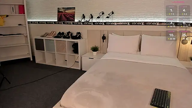 Snapshot of BelovedRuby chatting on 25, 11, 2025 BelovedRuby online show from 25, 11, 2025