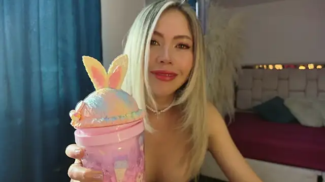 Ammy Castro online show from 8, 4, 2026