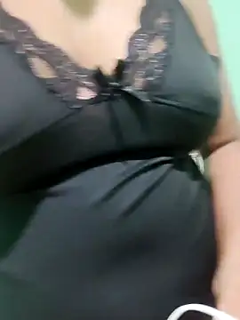 Snapshot of Kunchiii chatting on 2, 4, 2026 Kunchiii online show from 2, 4, 2026