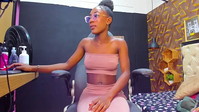 deyy madissonn online show from 23, 1, 2025