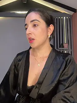 Victoria-And1 online show from 13, 12, 2024