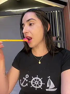 Victoria-And1 online show from 15, 3, 2025