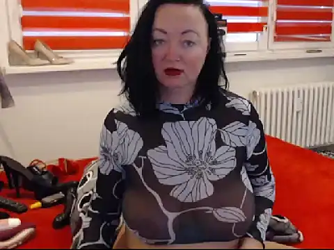 Alexie33 online show from 28, 2, 2025