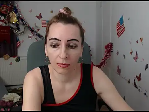 Snapshot of EvelynAngell chatting on 9, 1, 2025 EvelynAngell online show from 9, 1, 2025