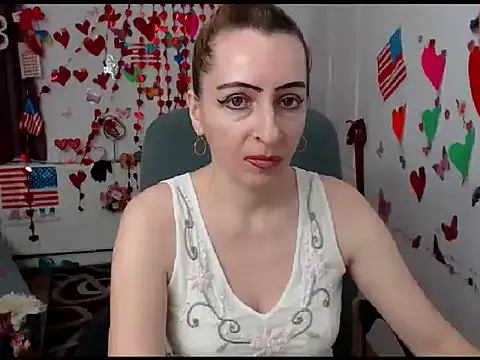 Snapshot of EvelynAngell chatting on 3, 3, 2025 EvelynAngell online show from 3, 3, 2025