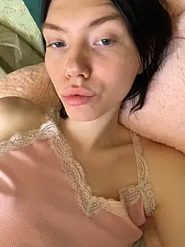 Snapshot of Lisaaa_Alisa chatting on 24, 10, 2025 Lisaaa Alisa online show from 24, 10, 2025