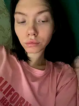 Snapshot of Lisaaa_Alisa chatting on 11, 11, 2025 Lisaaa Alisa online show from 11, 11, 2025