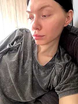 Snapshot of Lisaaa_Alisa chatting on 14, 12, 2025 Lisaaa Alisa online show from 14, 12, 2025