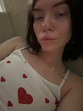 Snapshot of Lisaaa_Alisa chatting on 15, 4, 2026 Lisaaa Alisa online show from 15, 4, 2026