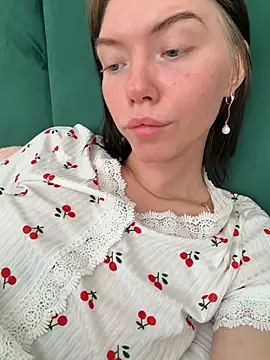 Snapshot of Lisaaa_Alisa chatting on 17, 4, 2026 Lisaaa Alisa online show from 17, 4, 2026