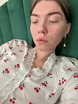 Snapshot of Lisaaa_Alisa chatting on 27, 4, 2026 Lisaaa Alisa online show from 27, 4, 2026