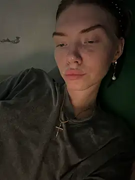 Snapshot of Lisaaa_Alisa chatting on 5, 5, 2026 Lisaaa Alisa online show from 5, 5, 2026