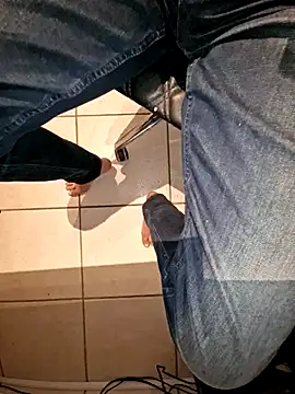 Snapshot of Lorent6969 chatting on 12, 11, 2025 Lorent6969 online show from 12, 11, 2025