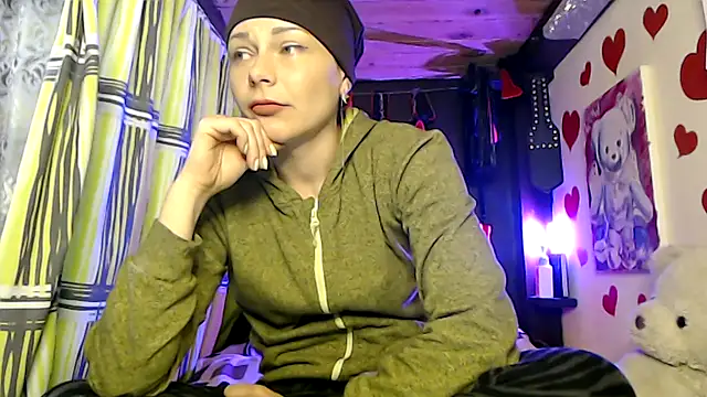 HarleyQuinn 69 online show from 18, 3, 2025