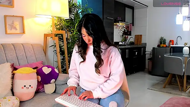 Snapshot of Issa_cooper chatting on 10, 10, 2025 Issa cooper online show from 10, 10, 2025