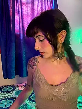 LiliJones  online show from 3, 11, 2025