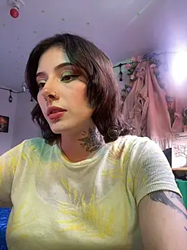 Snapshot of LiliJones_ chatting on 27, 4, 2026 LiliJones online show from 27, 4, 2026