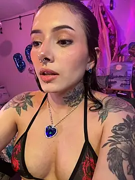 Snapshot of LiliJones_ chatting on 27, 5, 2026 LiliJones online show from 27, 5, 2026