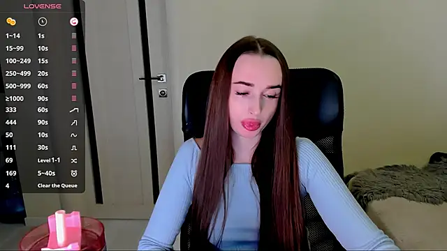 Kimmberr online show from 19, 12, 2025