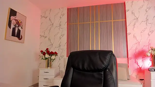 Dollar-girl online show from 14, 2, 2026