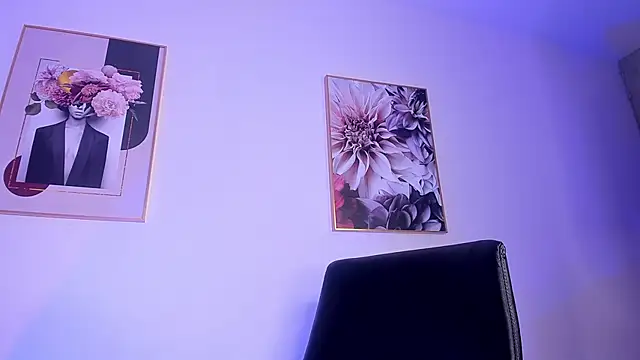 Dollar-girl online show from 4, 4, 2026