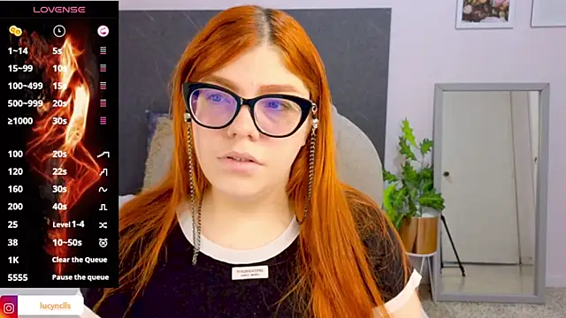 lucie nicolls online show from 23, 12, 2024