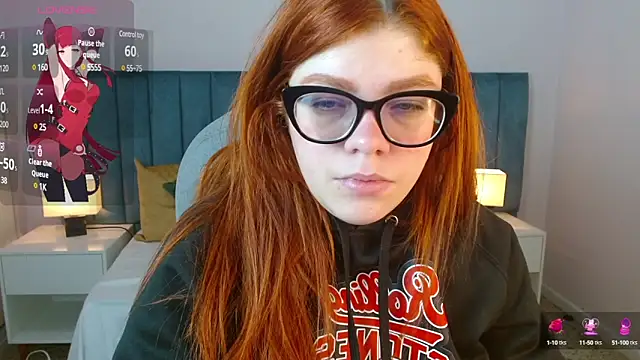 lucie nicolls online show from 18, 1, 2025