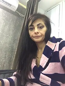 Snapshot of ChantalXOrchid chatting on 3, 2, 2025 ChantalXOrchid online show from 3, 2, 2025