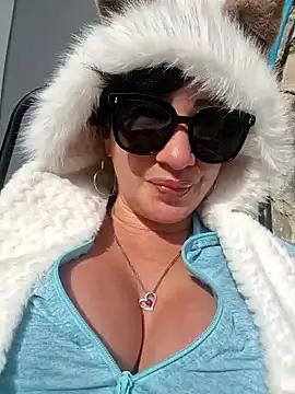 Snapshot of TheGoddessBianca chatting on 3, 1, 2025 TheGoddessBianca online show from 3, 1, 2025