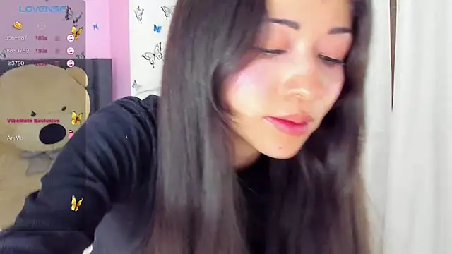 SophiaLiu online show from 5, 2, 2025