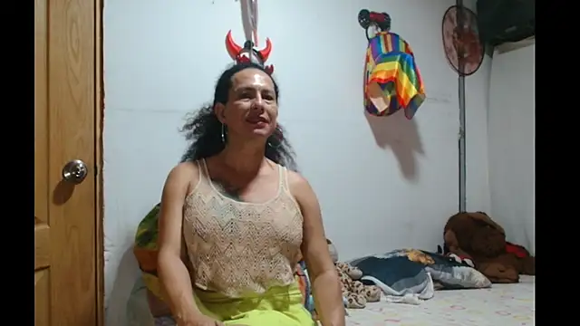 abbycrespa online show from 18, 3, 2025