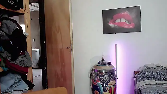 Snapshot of rodrix54 chatting on 5, 3, 2026 rodrix54 online show from 5, 3, 2026