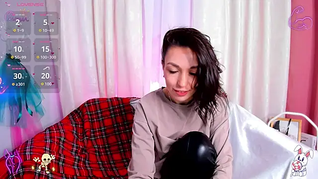 Snapshot of jessica_tiny chatting on 13, 5, 2026 jessica tiny online show from 13, 5, 2026