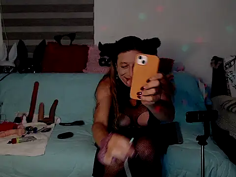 Snapshot of Gikitrans76 chatting on 27, 4, 2026 Gikitrans76 online show from 27, 4, 2026