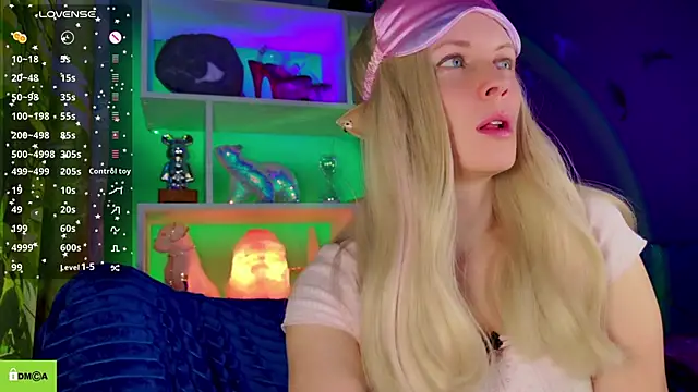 Snapshot of Flash_Summer chatting on 10, 4, 2026 Flash Summer online show from 10, 4, 2026