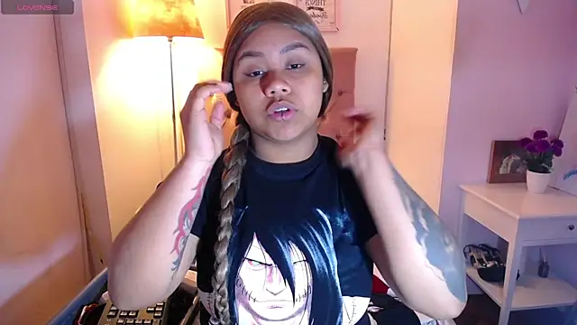 Nahom1  online show from 4, 12, 2025