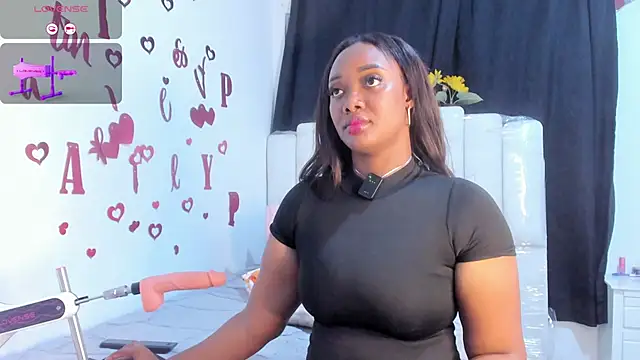 RoxannaBlanche online show from 11, 3, 2026