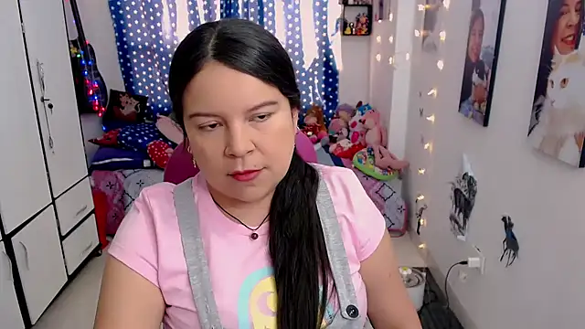 Snapshot of claryssa_ chatting on 17, 1, 2025 claryssa  online show from 17, 1, 2025