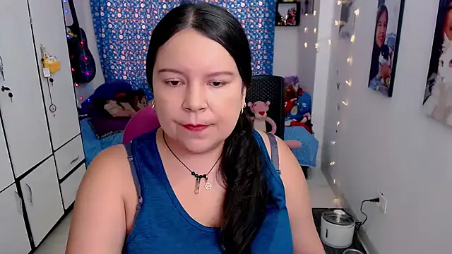 Snapshot of claryssa_ chatting on 14, 9, 2025 claryssa  online show from 14, 9, 2025