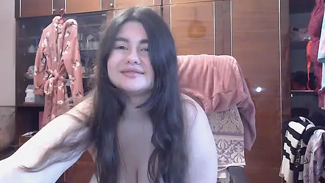 Snapshot of HappyLoved999 chatting on 2, 2, 2025 HappyLoved999 online show from 2, 2, 2025