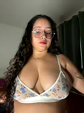 CurlyGirl 1 online show from 22, 10, 2025