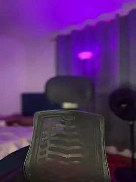 Snapshot of CurlyGirl_1 chatting on 17, 3, 2026 CurlyGirl 1 online show from 17, 3, 2026