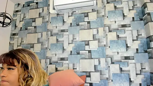 Snapshot of angel_dthroatt chatting on 23, 4, 2026 angel dthroatt online show from 23, 4, 2026