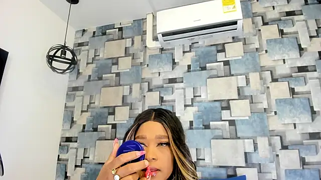 Snapshot of angel_dthroatt chatting on 26, 6, 2026 angel dthroatt online show from 26, 6, 2026