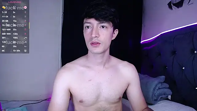 Snapshot of henry_diiaz chatting on 9, 10, 2025 henry diiaz online show from 9, 10, 2025