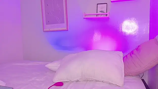 CristalCornner  online show from 13, 4, 2026