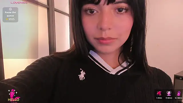 Snapshot of NicolRoss_ chatting on 9, 1, 2026 NicolRoss online show from 9, 1, 2026