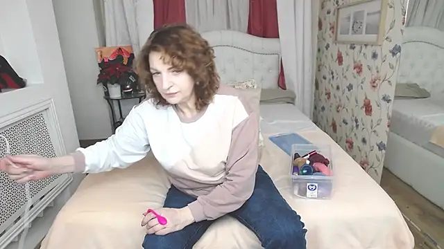 Snapshot of AmiHotGranny chatting on 10, 4, 2026 AmiHotGranny online show from 10, 4, 2026