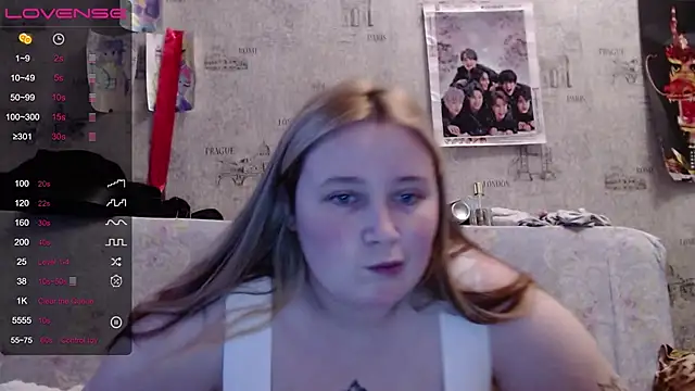 Light Luna online show from 11, 11, 2025