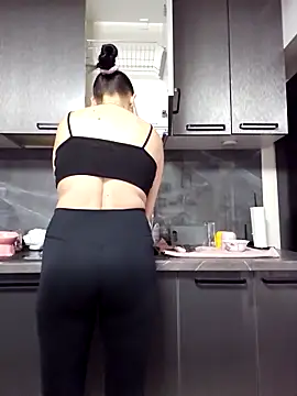 Snapshot of AnaFoxxy chatting on 2, 4, 2026 AnaFoxxy online show from 2, 4, 2026